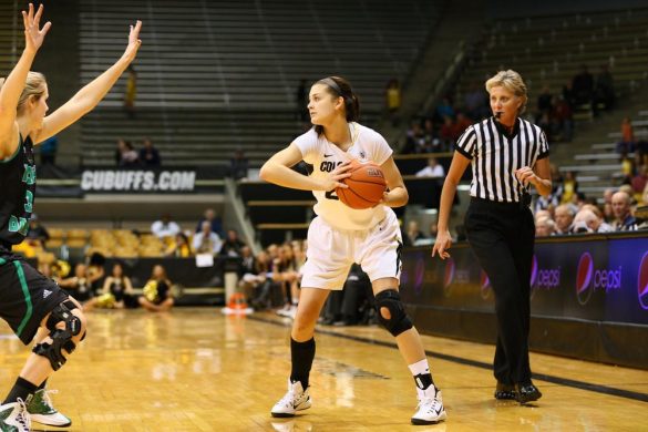 Women’s basketball sneaks past North Dakota in preseason WNIT first round