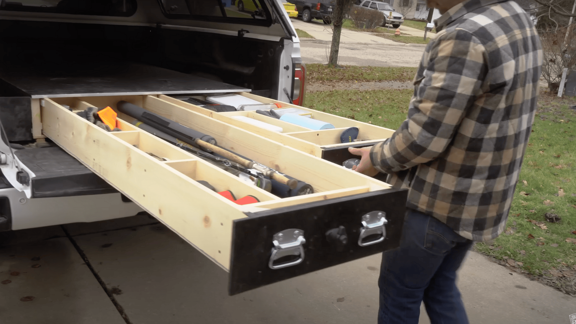 build-diy-truck-bed-drawers