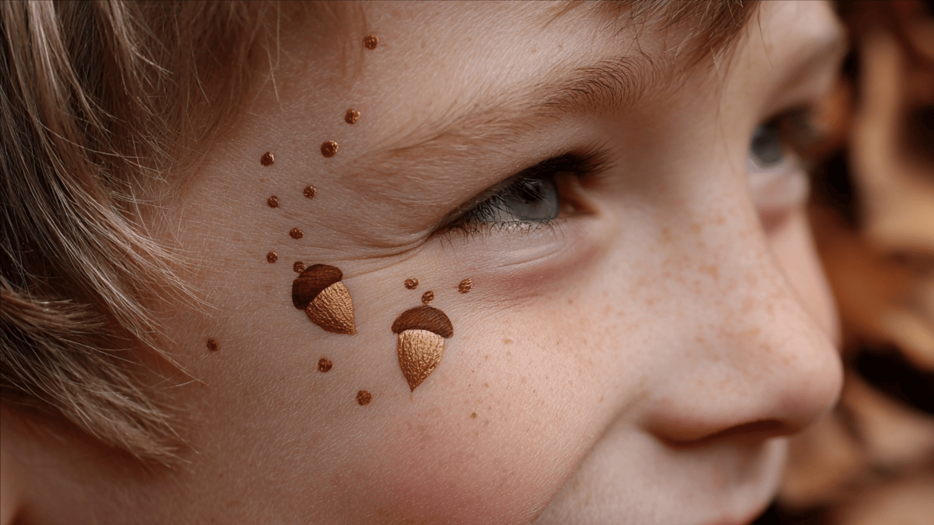 Autumn Acorns & Dots