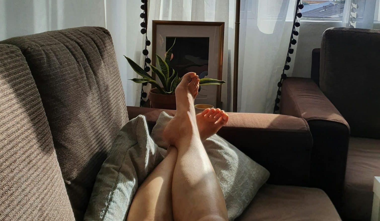 Living Alone for the First Time: What You Need to Know Before Signing the Lease