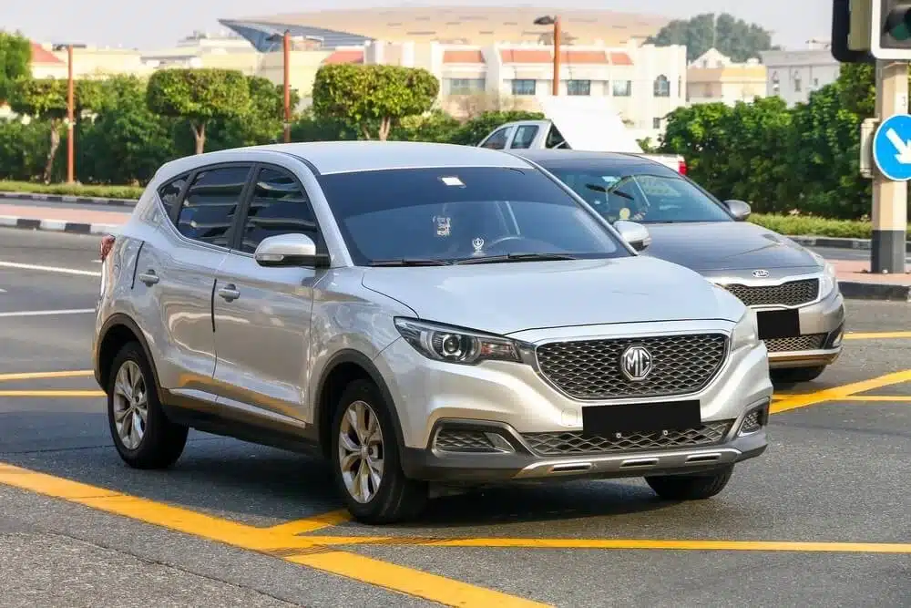 Metro vs Taxi vs Monthly Car Rental: A Quick Comparison