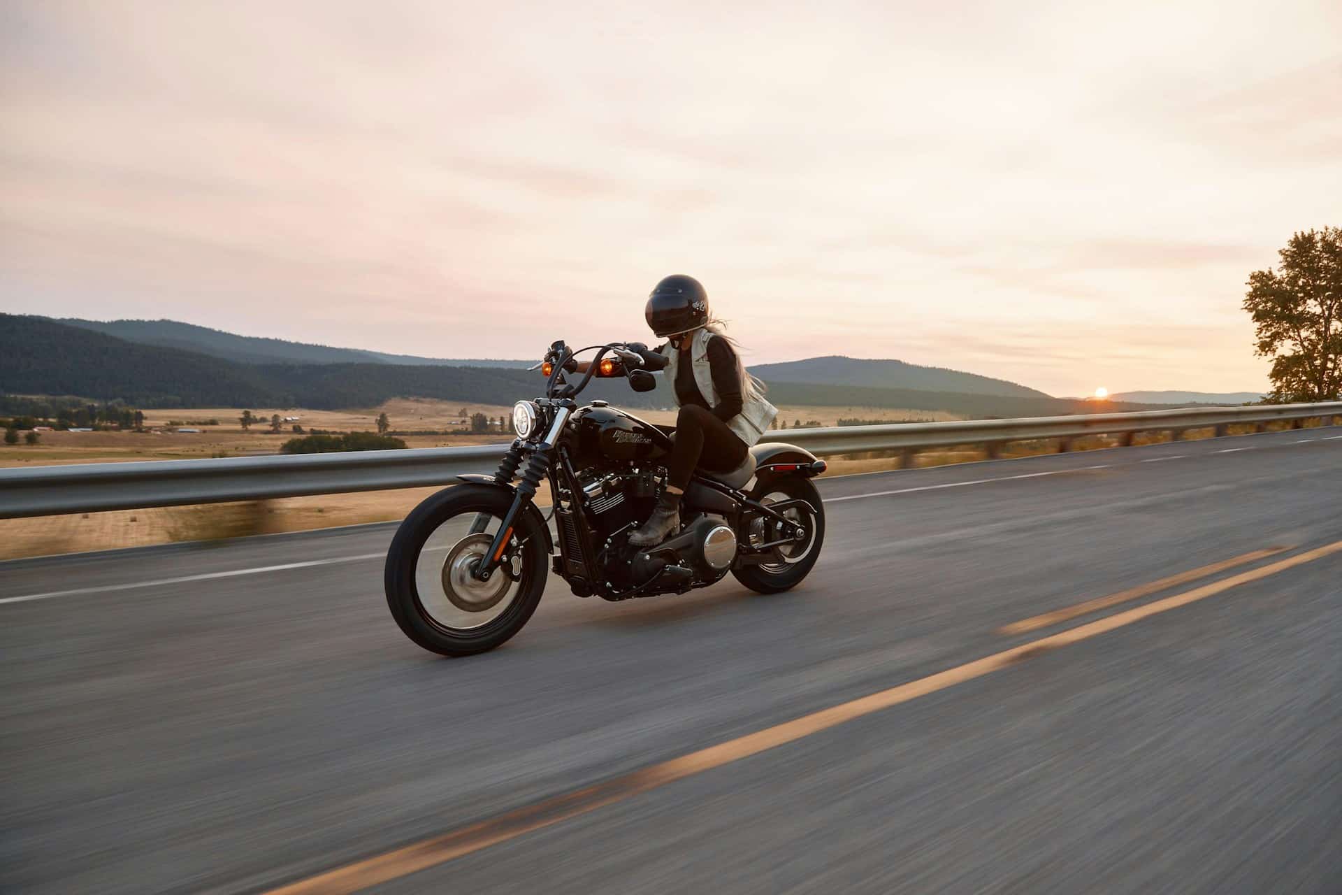 Moving States? Here’s How to Ship Your Motorcycle Safely During a Long-Distance Move