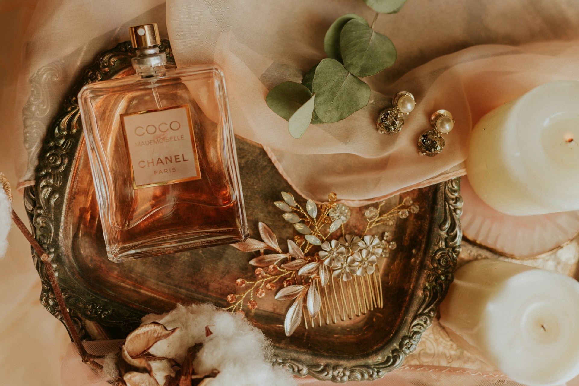 How to Choose Your Wedding Perfume?