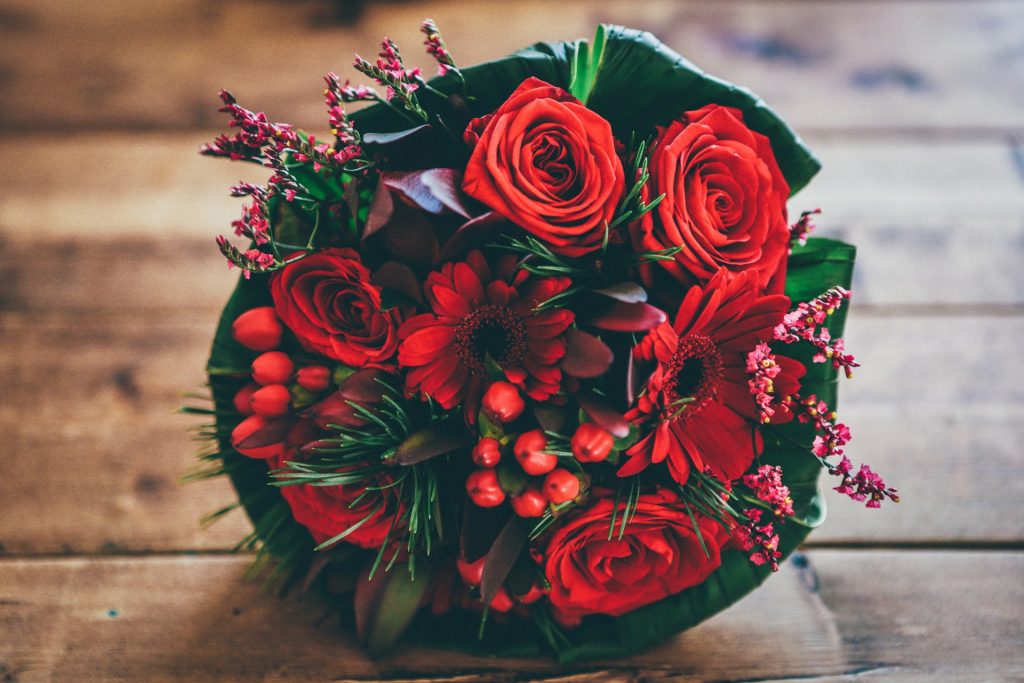 How a Subscription Service Simplifies Procuring Bouquets of Mother’s Day Flowers