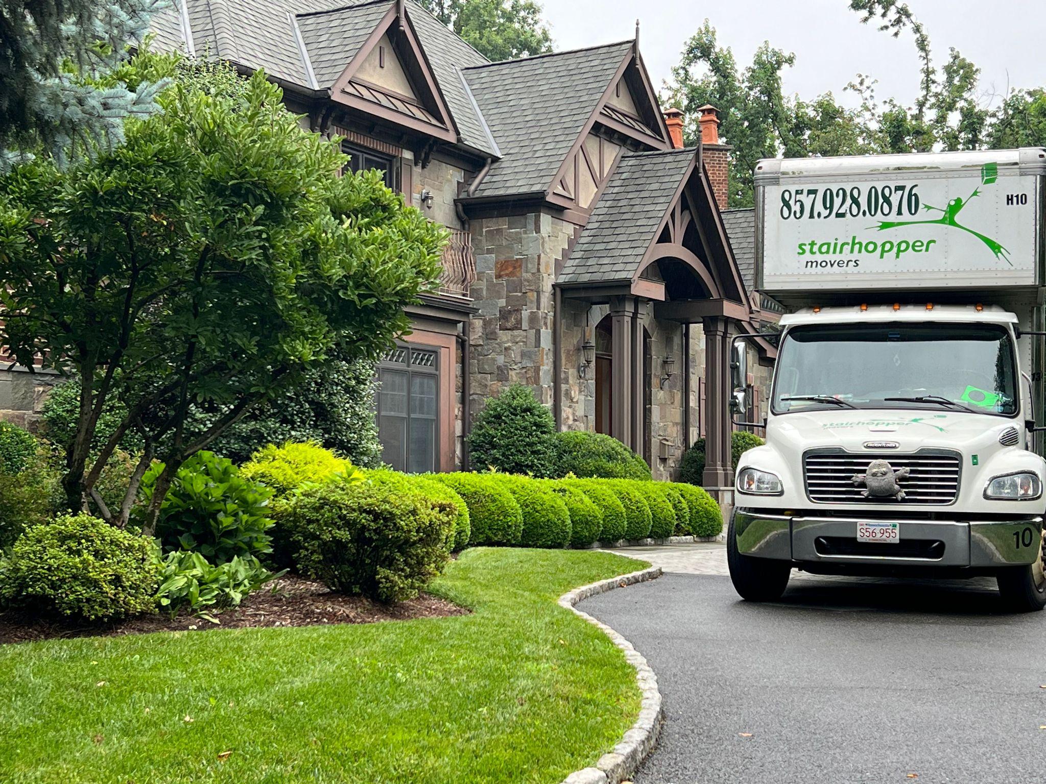 What Sets the Best Boston Movers Apart When You Are Moving In Tight City Streets?