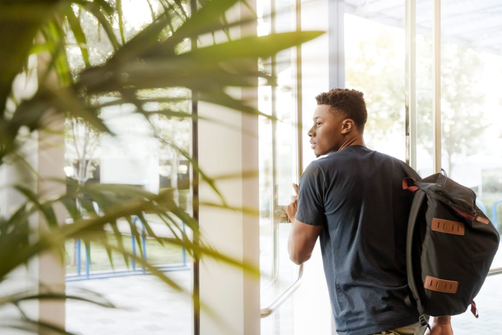Best Tips for Stress-Free College Relocation This Year