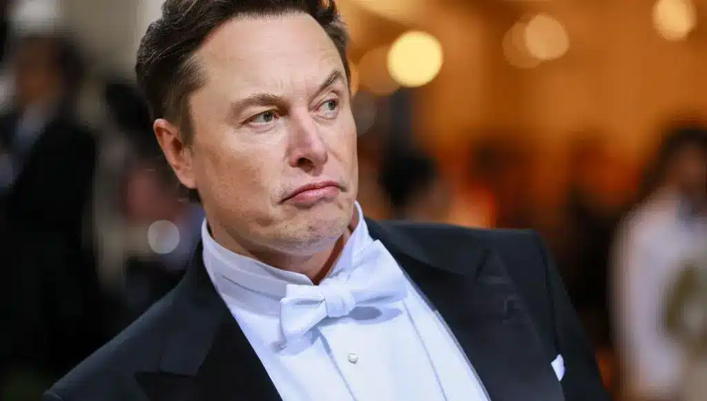 Why Elon Musk's Living Situation Gets So Much Attention