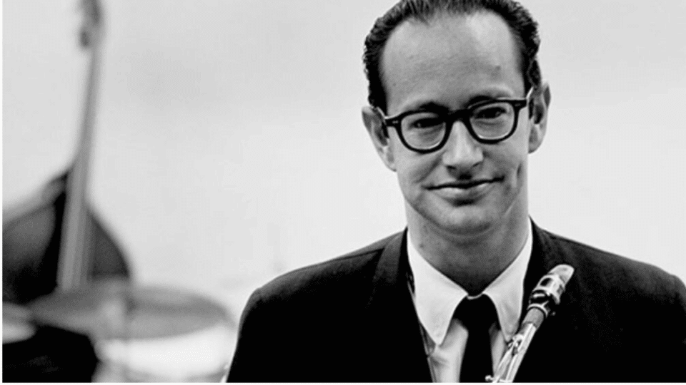 Paul Desmond with a sexophone