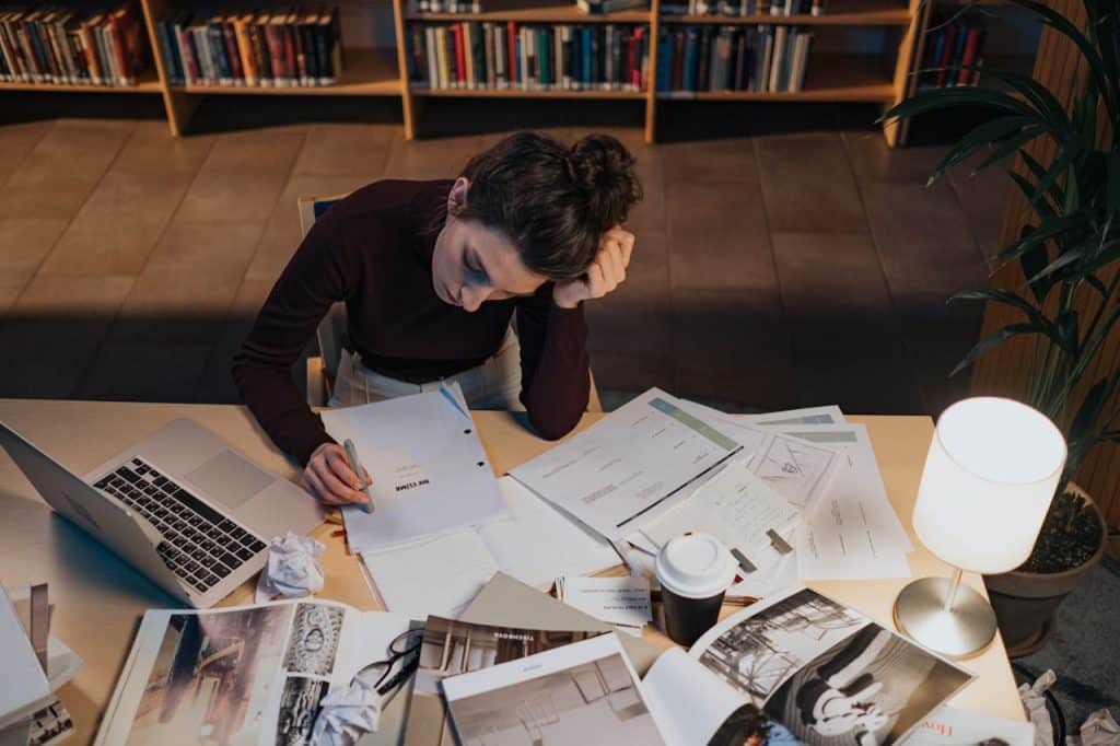 Why STEM Courses Feel Harder Than Students Expect