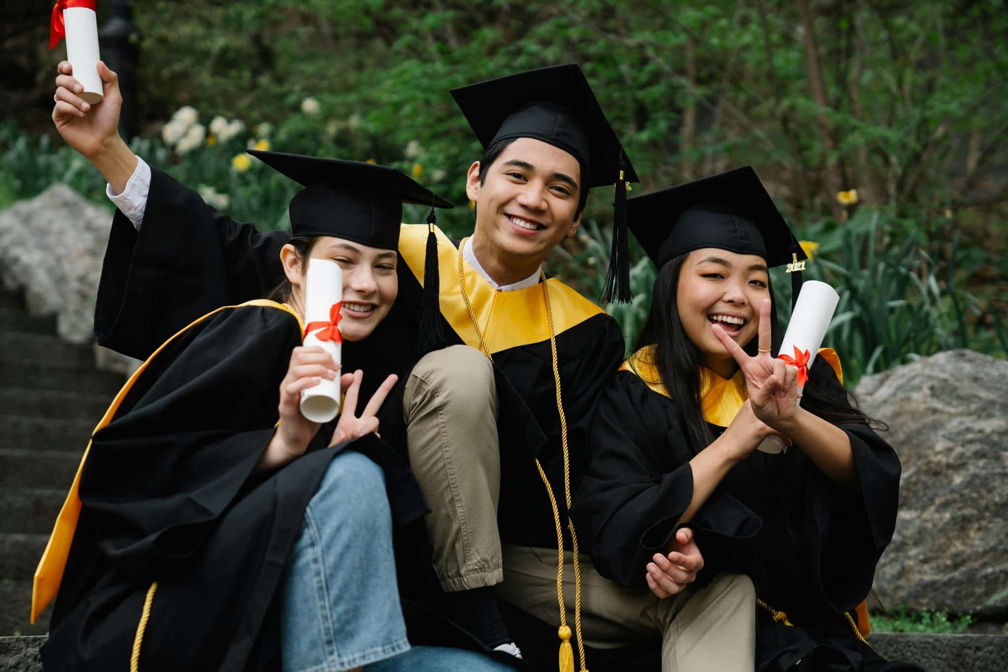 How Students Can Explore Career Paths Before Graduation