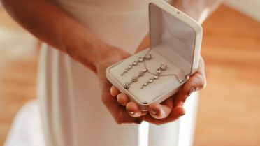 3 Vrai Alternatives for Bespoke Wedding Jewelry