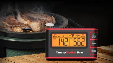 Hosting a Holiday Party? Wireless Meat Thermometer Helps You